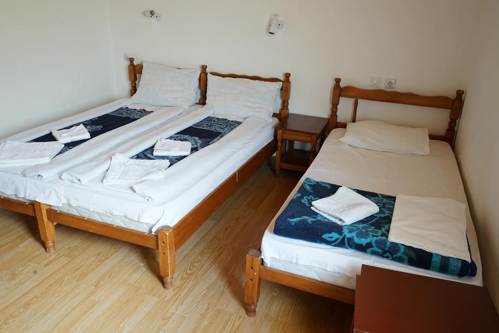 Lovac II Hotell Žabljak Exteriör bild