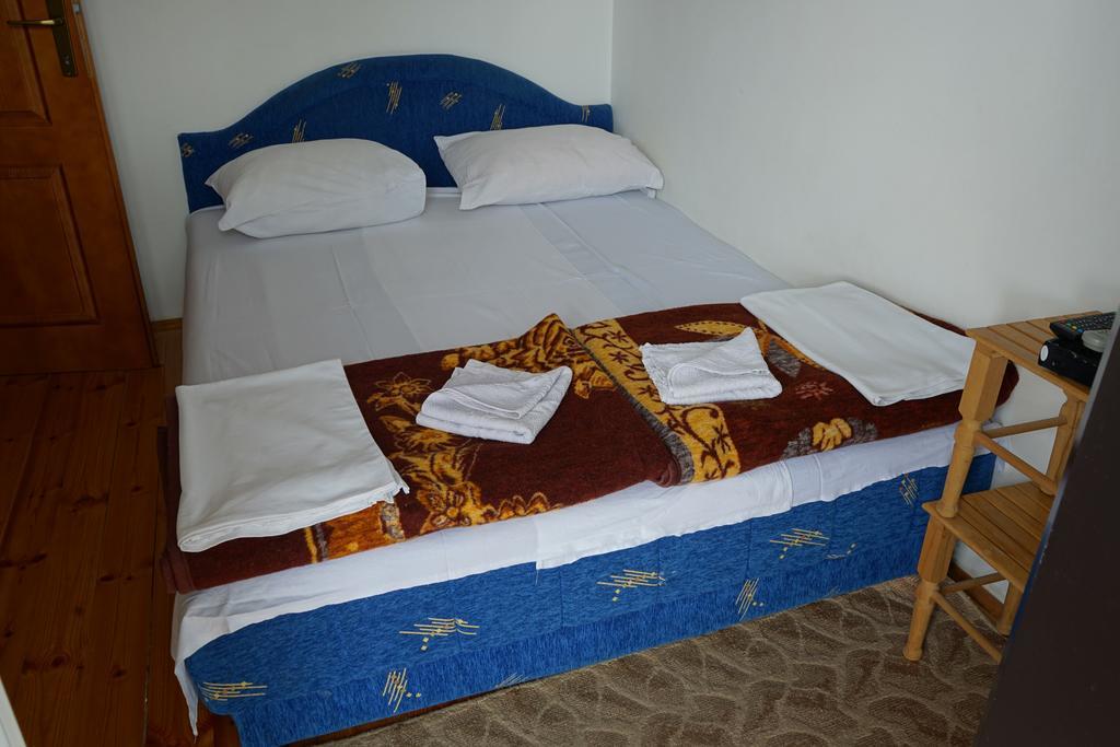 Lovac II Hotell Žabljak Exteriör bild
